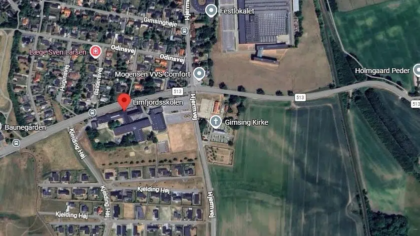 Brand brudt ud i bus: 'Røgen er giftig'