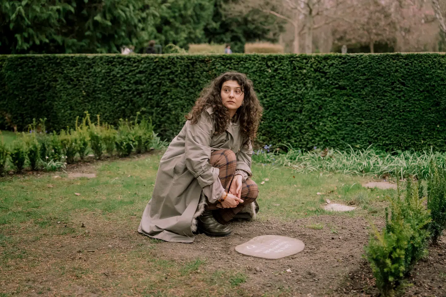 »Folk hvis børn får lov at overleve, har børneværelser, som de indretter. Når du ikke har det, så er gravstedet dit barns værelse.«