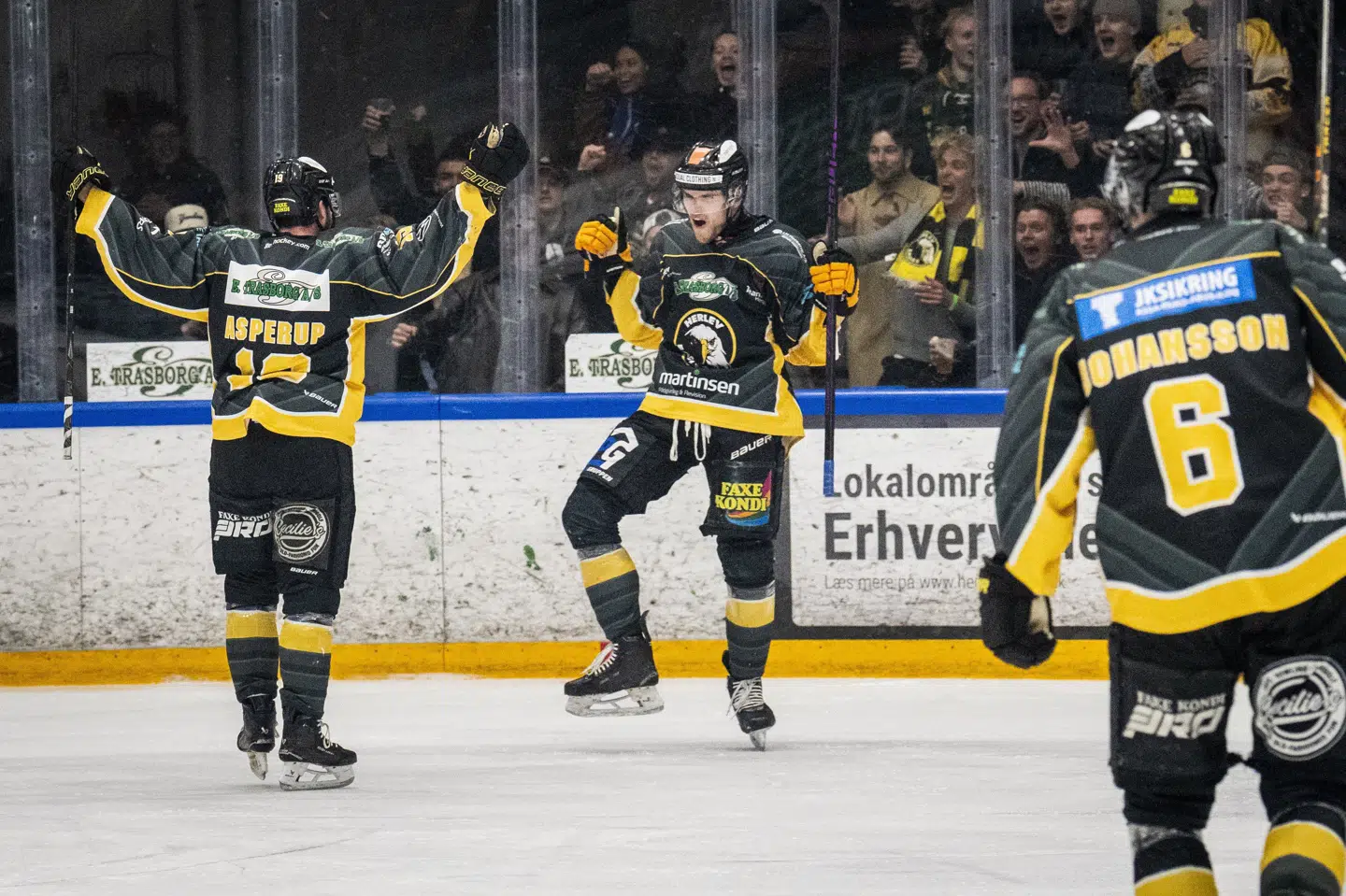 Victor Cubars sluttede grundspillet som Metal Ligaens topscorer og har fortsat målstrømmen i slutspillet. Her fejrer han en af sine tre fuldtræffere i den første semifinalekamp mod Odense 31. marts.