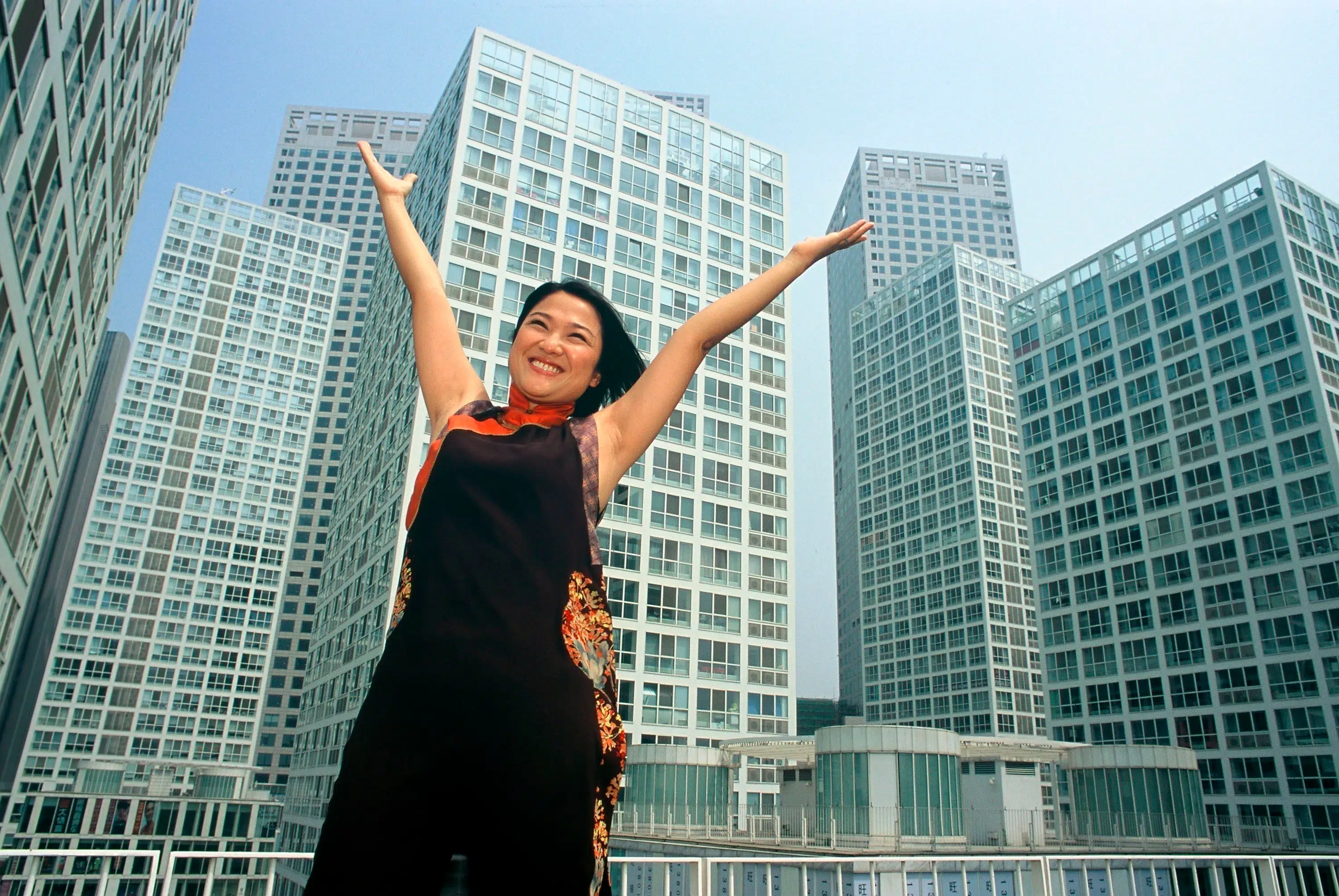 Fabriksmedarbejder endte som en af verdens rigeste kvinder – usædvanlig god timing var nøglen