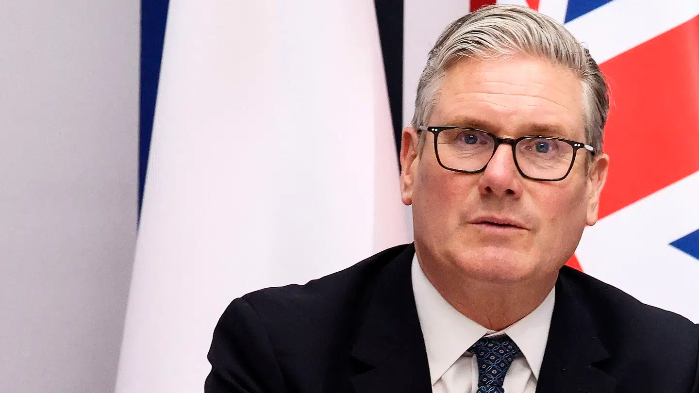 Storbritannien premierminister, Keir Starmer, anklages for at have vildledt sit parlament, efter det er kommet frem, at hans tidligere ambassadør i USA ikke var sikkerhedsgodkendt.