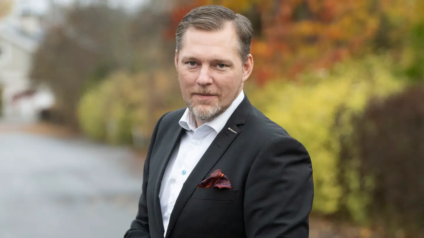 Günther Mårder er en af de mest brugte privatøkonomer, men nu anklages han for svindel.