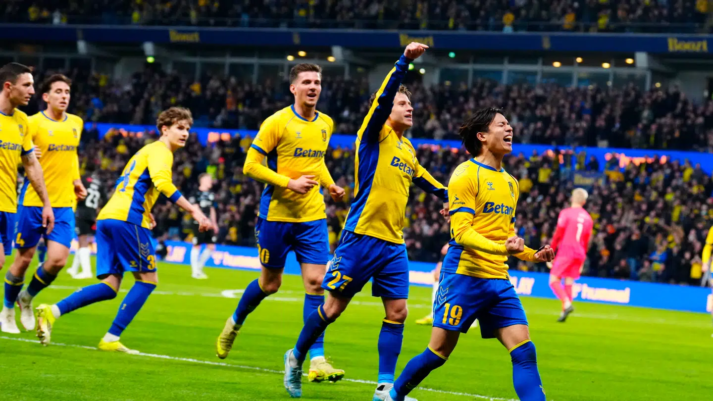 Brøndby efter mødet med Sønderjyske i superligaens mesterskabsspil på hjemmebane fredag. Det blev til en sikker sejr med hele seks mål til de gule.