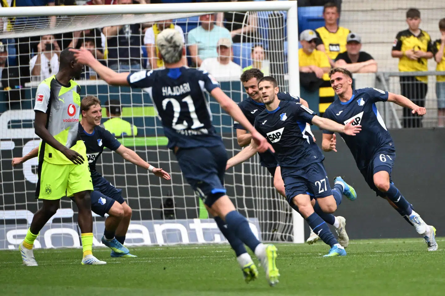 Andrej Kramaric sikrede Hoffenheim sejren over Dortmund i tillægstiden.