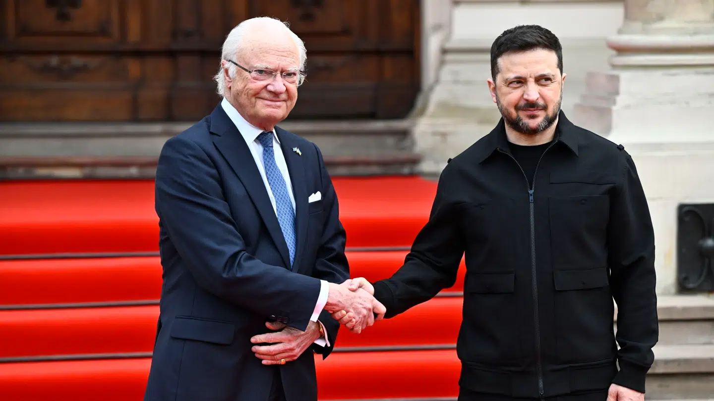 Fredag mødte den svenske konge Carl Gustaf den ukrainske præsident, Volodymyr Zelenskyj.