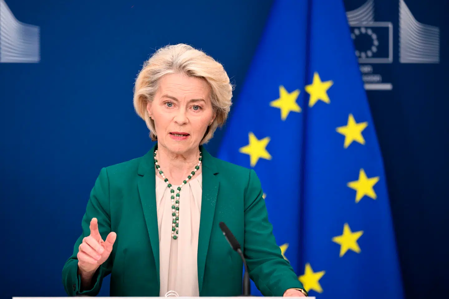 Europa-Kommissionen med Ursula von der Leyen i spidsen arbejder på en række forslag, der skal redde EUs konkurrenceevne sikkert gennem energikrisen.