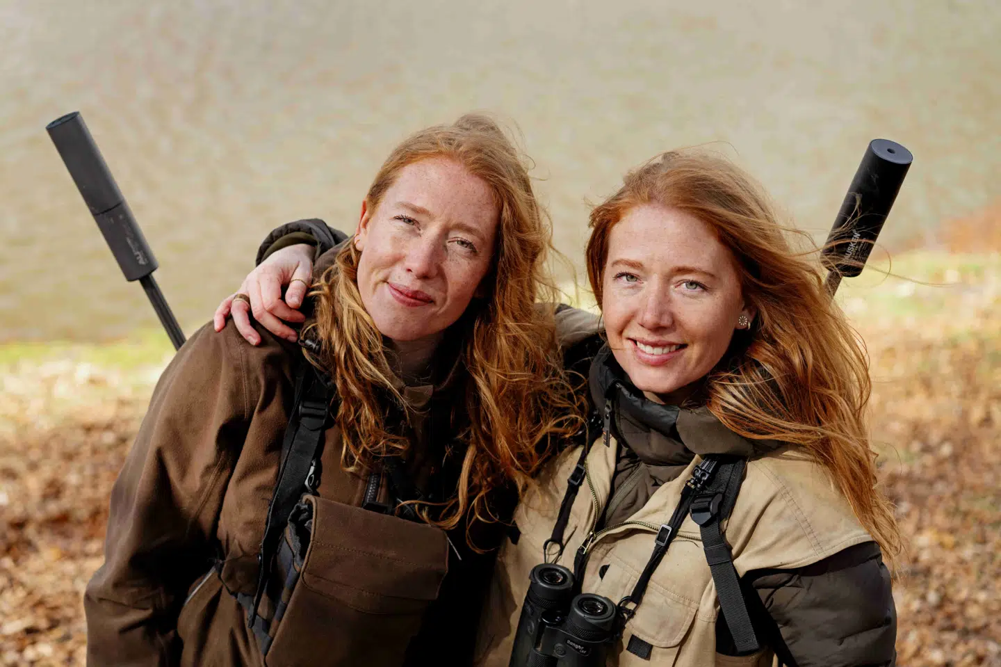 "Nak & Æd" får fra sæson 17 nye ansigter i front. Værter vil være Trine Wagner Jacobsen (venstre) og hendes tvillingsøster Rikke Wagner Jacobsen. (pressebillede).