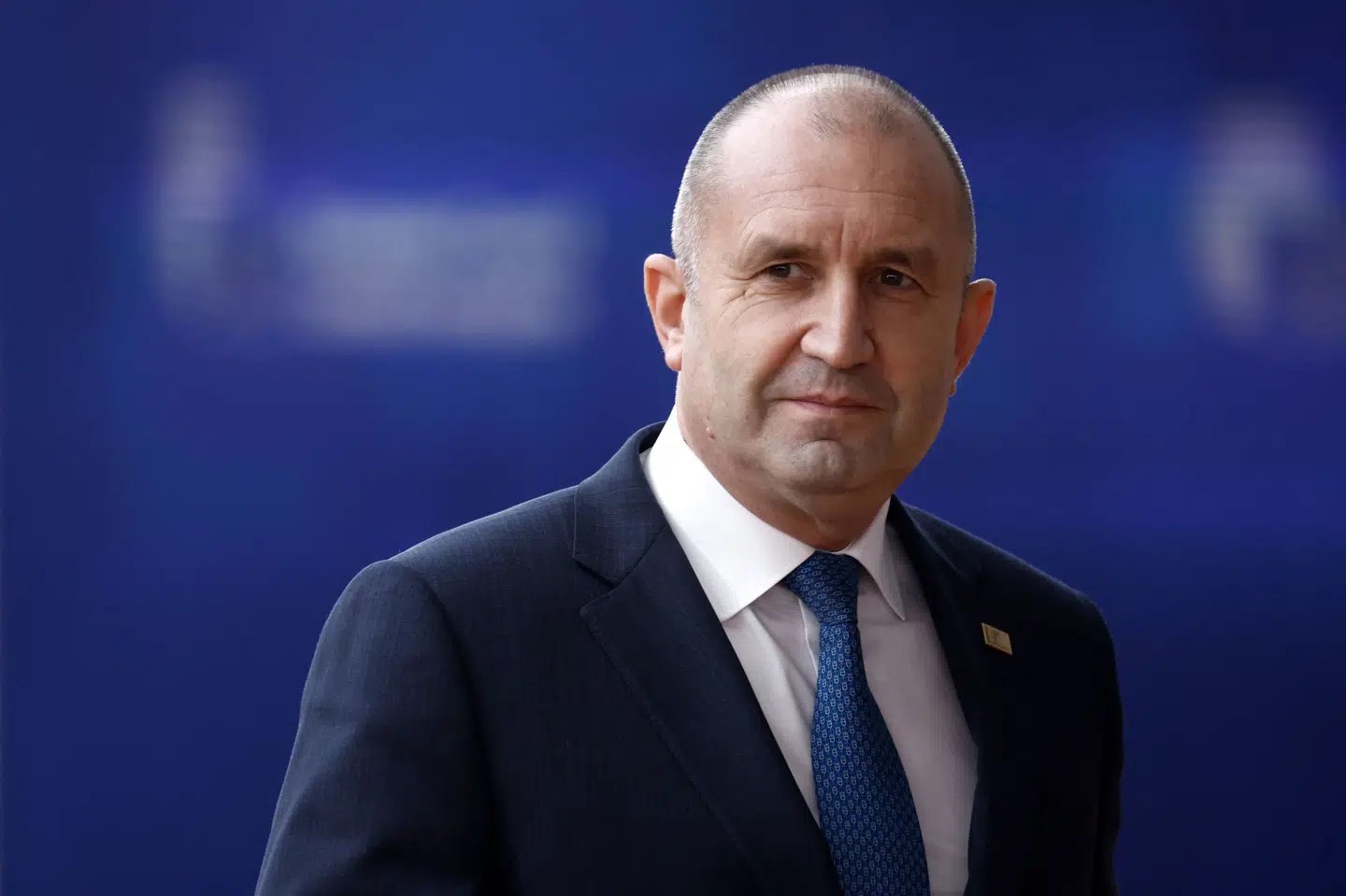 Som tidligere præsident ankommer Rumen Radev i 2023 til EU-topmøde. Nu bliver han næsten med sikkerhed Bulgariens næste premierminister. (Arkivfoto).