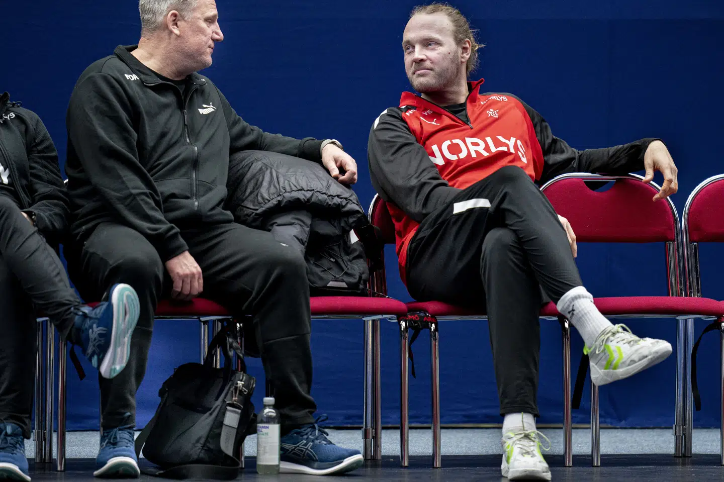 Nikolaj Jacobsen og Henrik Møllgaard kender allerede hinanden godt efter de mange års samarbejde på landsholdet. (Arkivfoto).