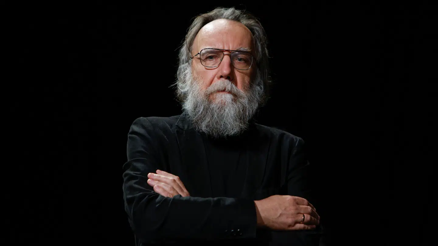 Han er blevet beskrevet som 'Putins hjerne' og den russiske præsidents 'chefideolog'. Aleksandr Dugin kommer nu med flere angreb på Donald Trump.