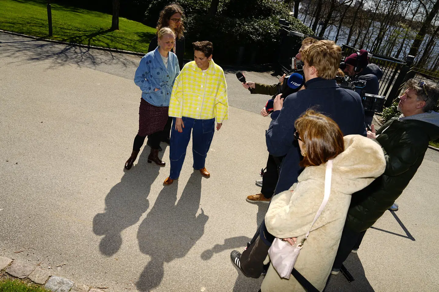 Regeringsforhandlingerne fortsætter på Marienborg mandag, hvor både SF og De Radikale skal ind til Mette Frederiksen (S).