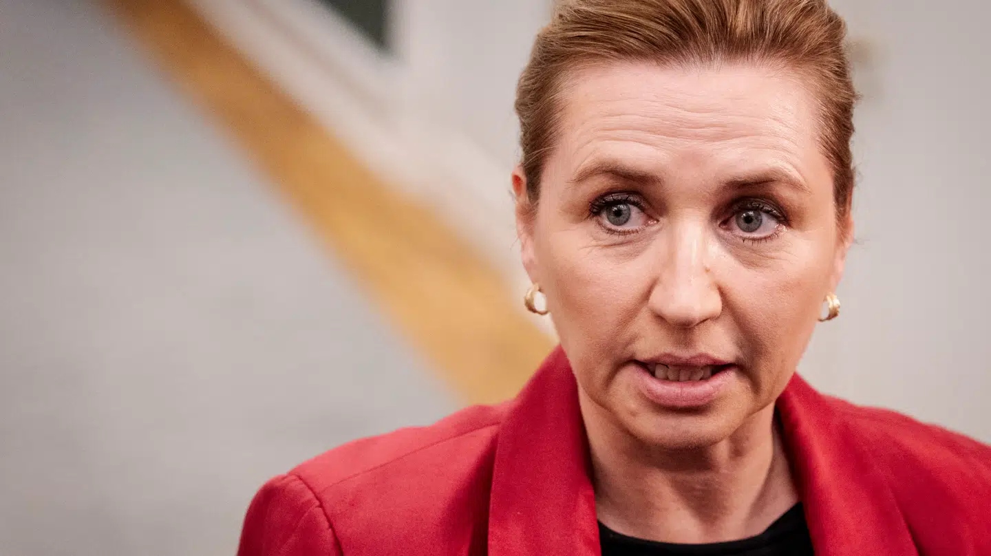 Fungerende statsminister Mette Frederiksen (S) holder i øjeblikket regeringsforhandlinger med de røde partier.