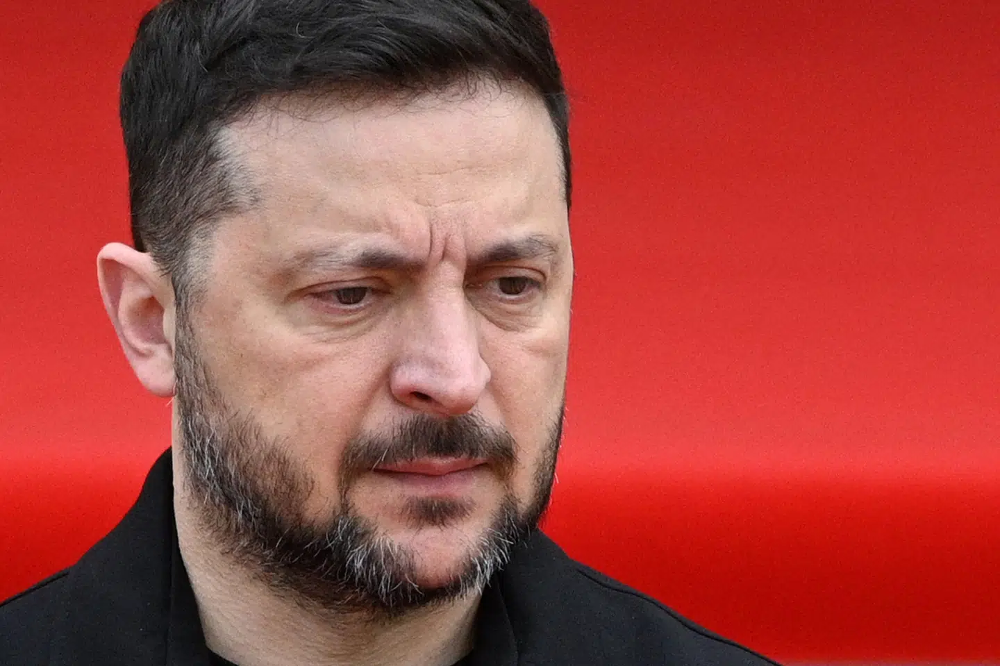 Zelenskyj, der her ses under besøg fra den svenske konge, siger, at han forstår, at der er udfordringer ved at rejse til krigsramte Ukraine, men at fortsat samarbejde med USA er vigtigt. (Arkivfoto).