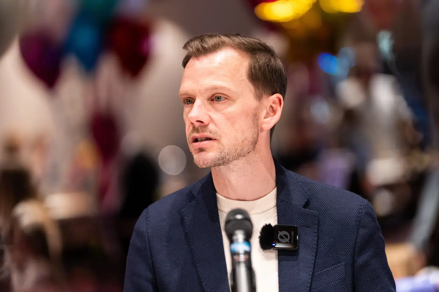 Peter Hummelgaard fra Socialdemokratiet opfordrer Venstre og De Konservative til at finde løsninger ved forhandlingsbordet fremfor i pressen efter diskussion om velfærdsforlig. (Arkivfoto).