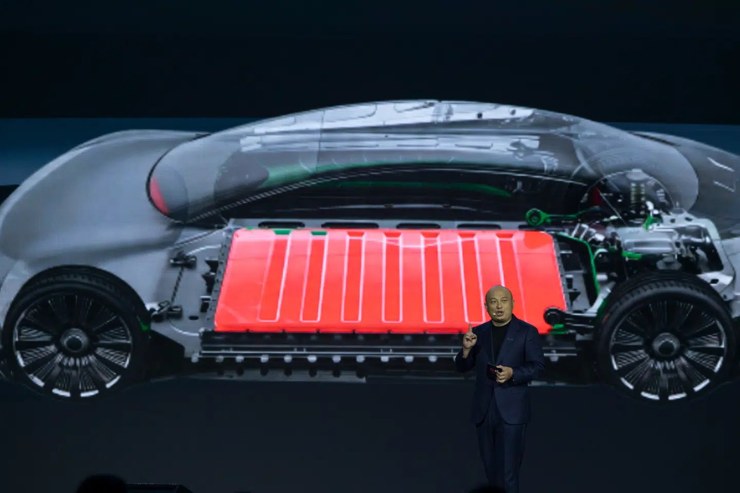 CATLs øverste teknologichef taler under en stor præsentation i Beijing.