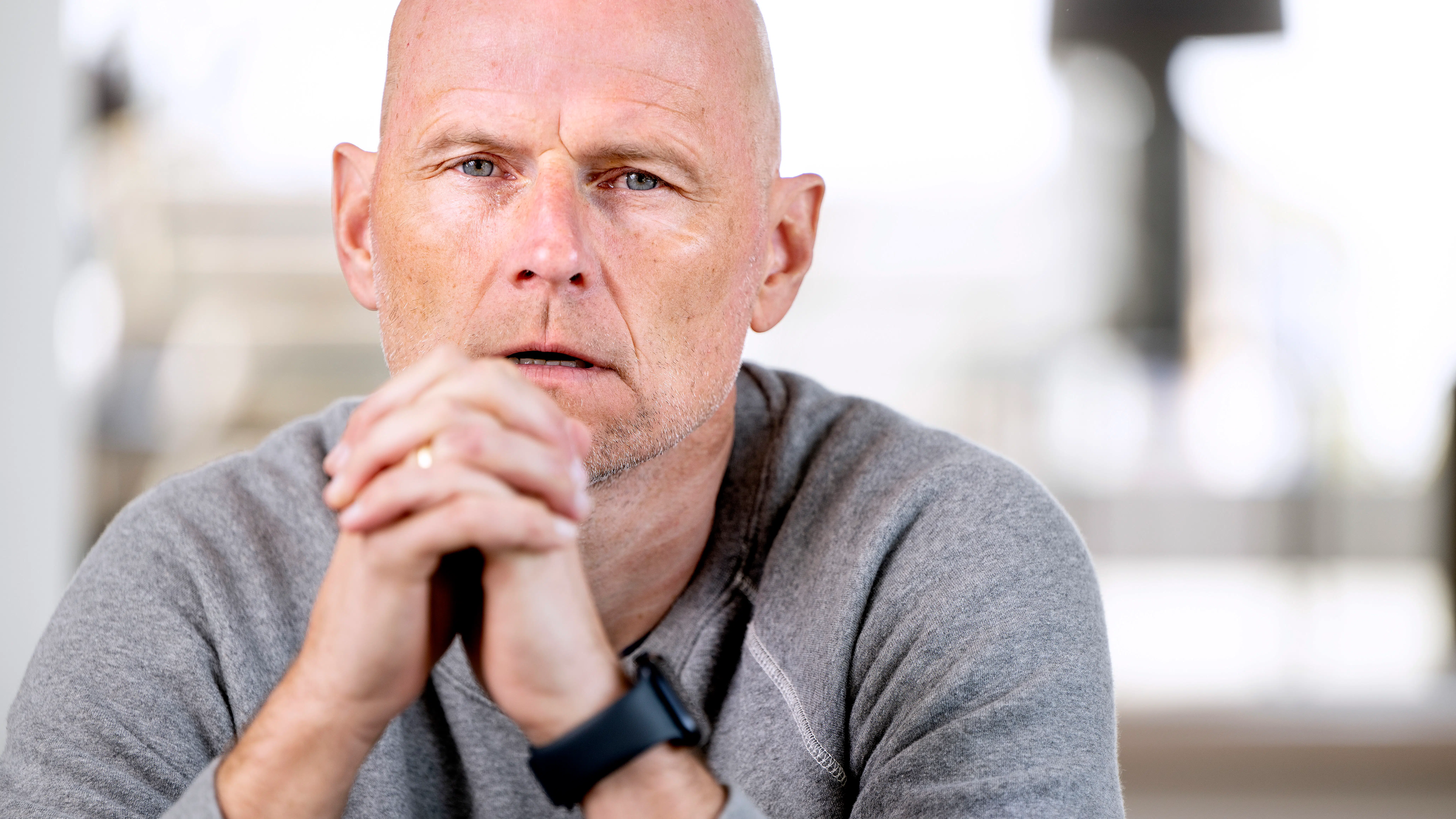 Ståle Solbakken åbner op om morens død: 'Overfaldet' af følelser på bagkant