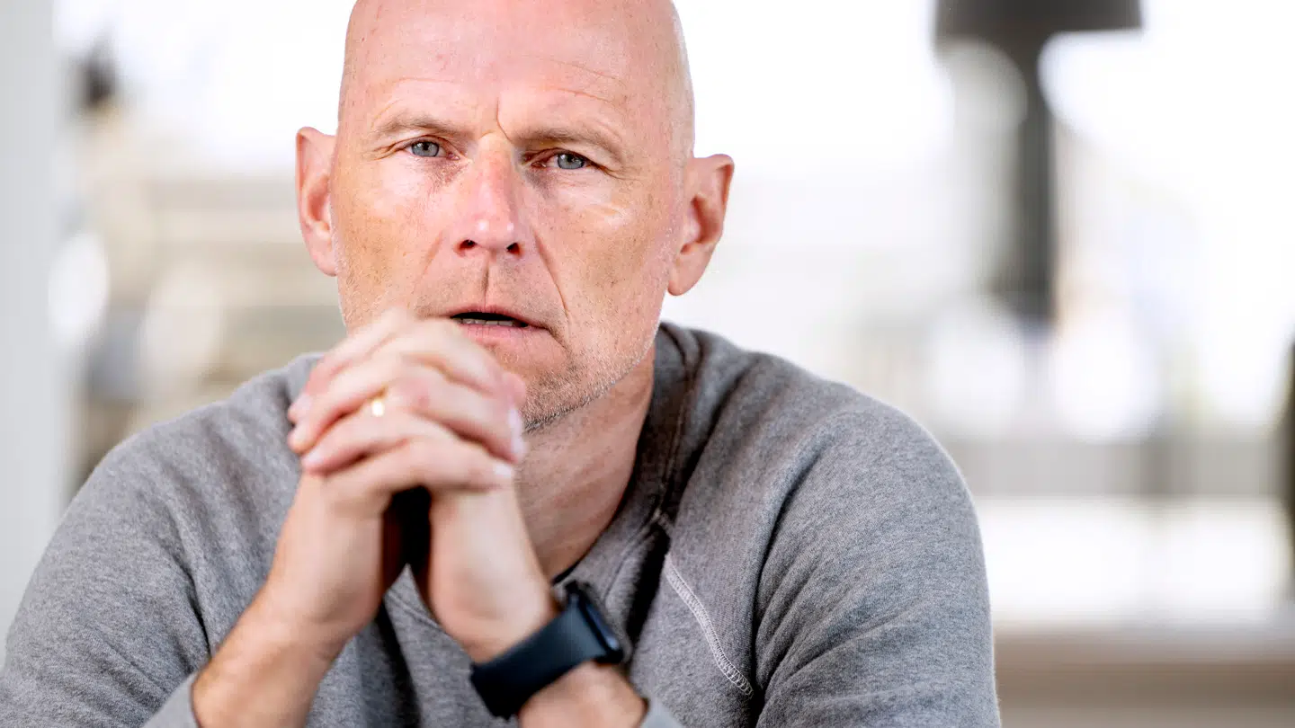 Ståle Solbakken, landstræner for det norske fodboldlandshold og har tidligere blandt andet været træner og manager for FC København.