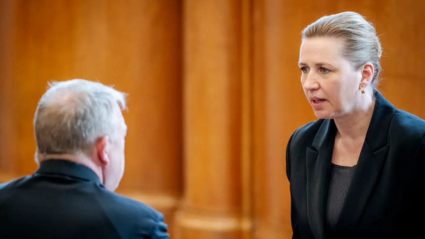 En regeringsdannelse afhænger stadig af én mand, siger den politiske kommentator.