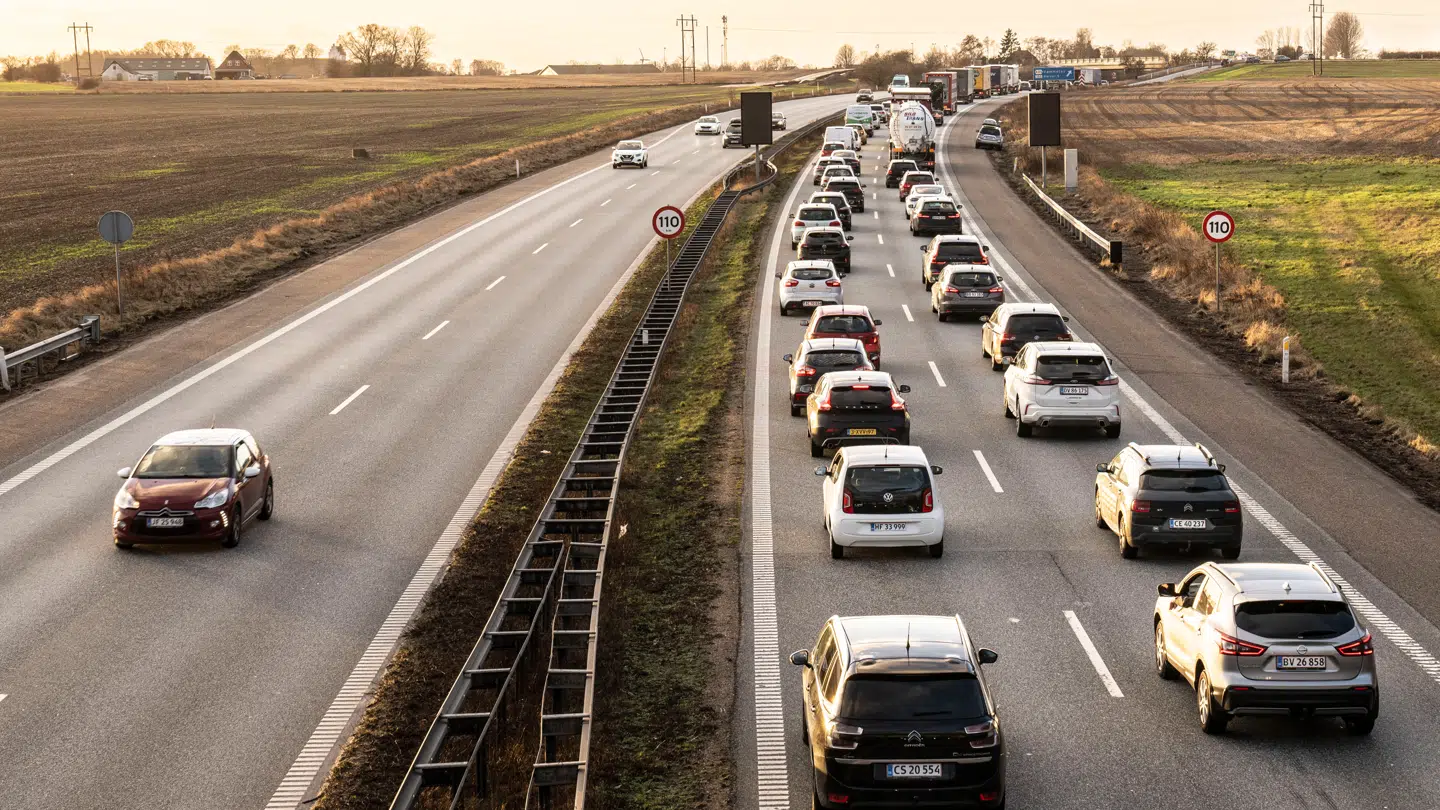 Benzinprisen stiger igen en smule, mens diesel fortsat er stagneret. (Foto: Thomas Traasdahl/Ritzau Scanpix)