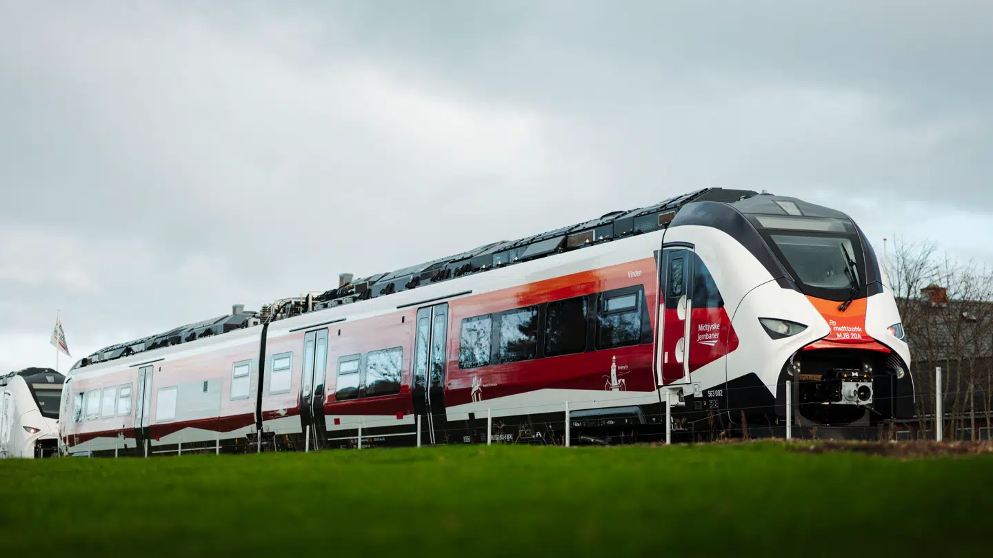 Togene er top-moderne, men skinner og sveller trænger akut til udskiftning hos Midtjyske Jernbaner.