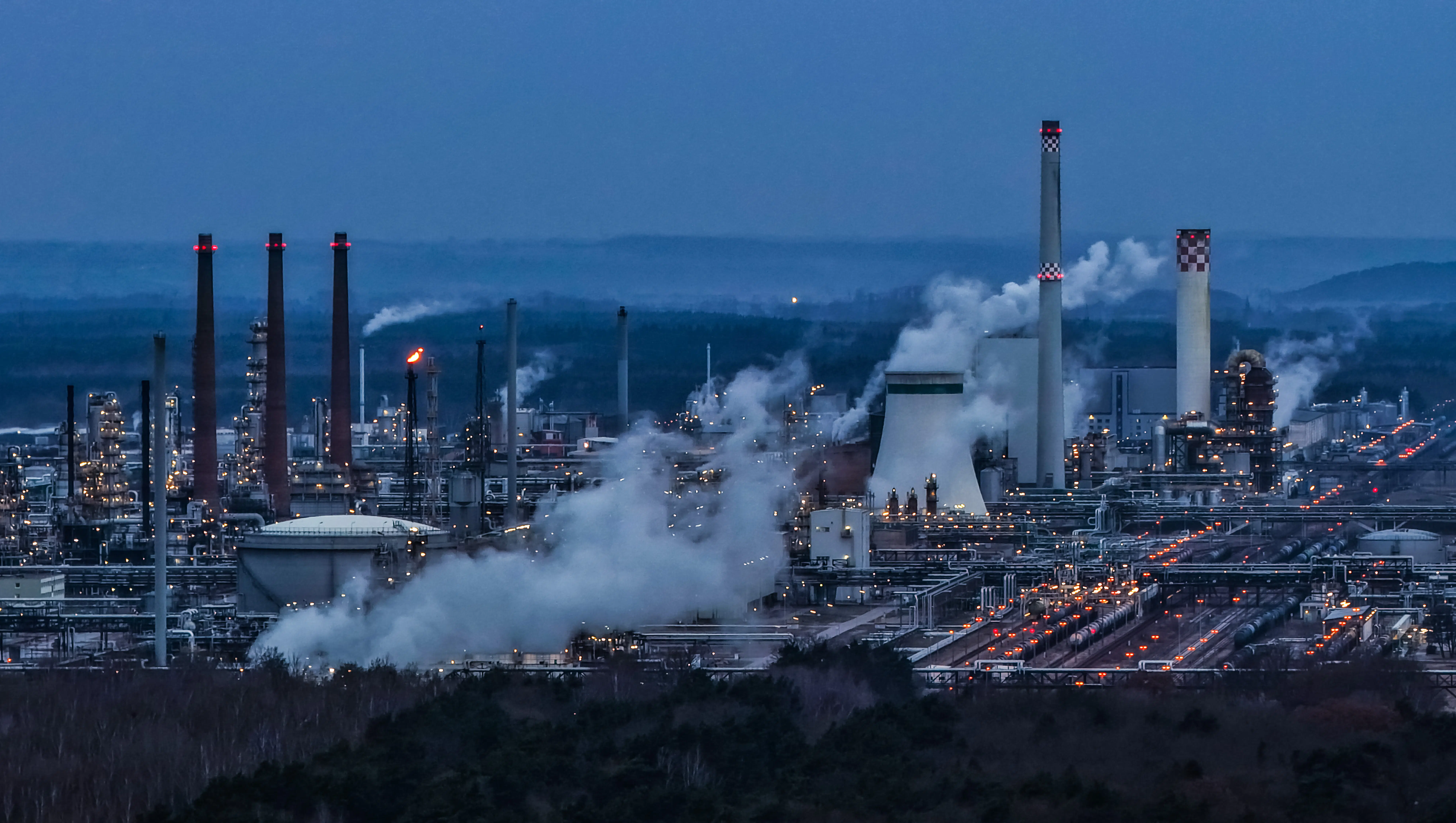 Opsigtsvækkende russisk træk skal ramme Tyskland og Europa: Stopper benzin og olie til Berlin