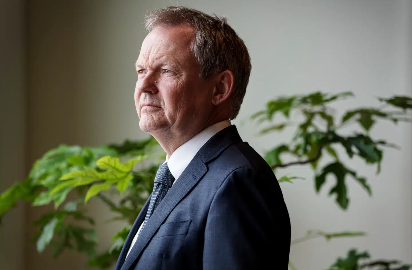 Ulrik Nødgaard, nationalbankdirektør i Danmarks Nationalbank, advarer mod den voldsomme prisudvikling på boligmarkedet. Han frygter en hård landing for boligejere, efter at priserne i København er steget 40 procent på to år.