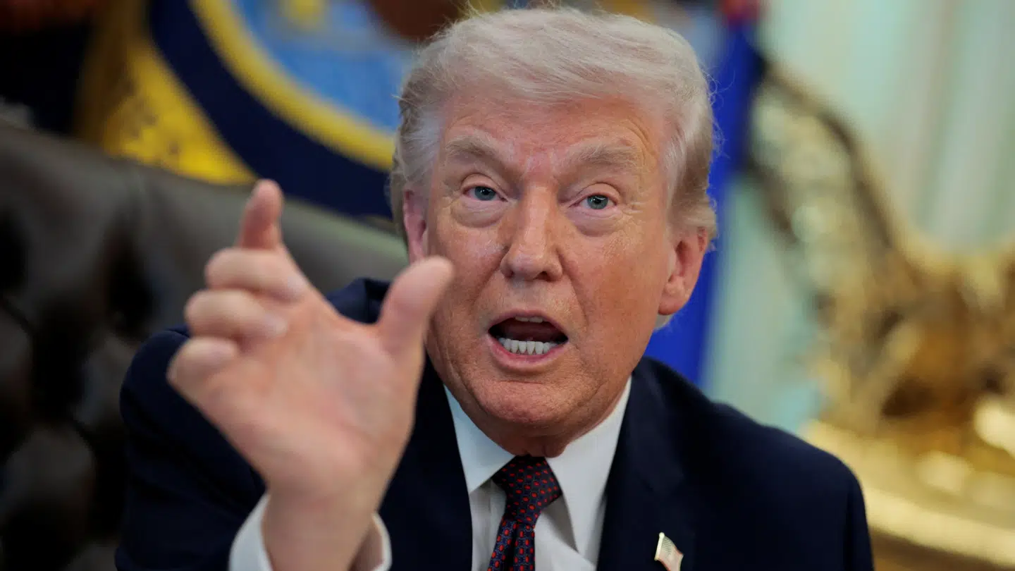 Donald Trump er blevet uvenner med en række prominente konservative profiler.