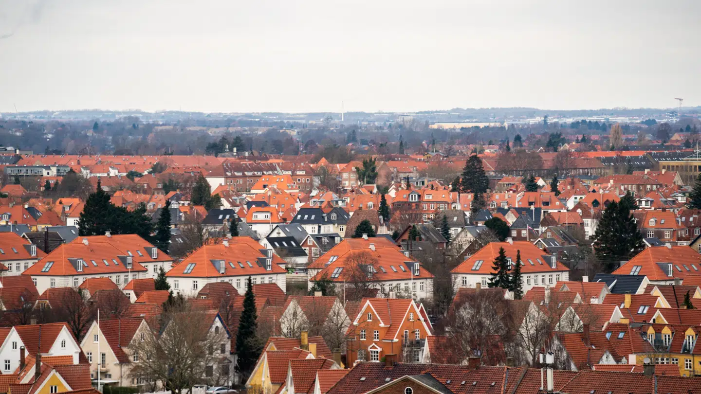 Tusindvis af boligejere har været og/eller er fortsat kastebolde i skandalen om de nye ejendomsvurderinger.