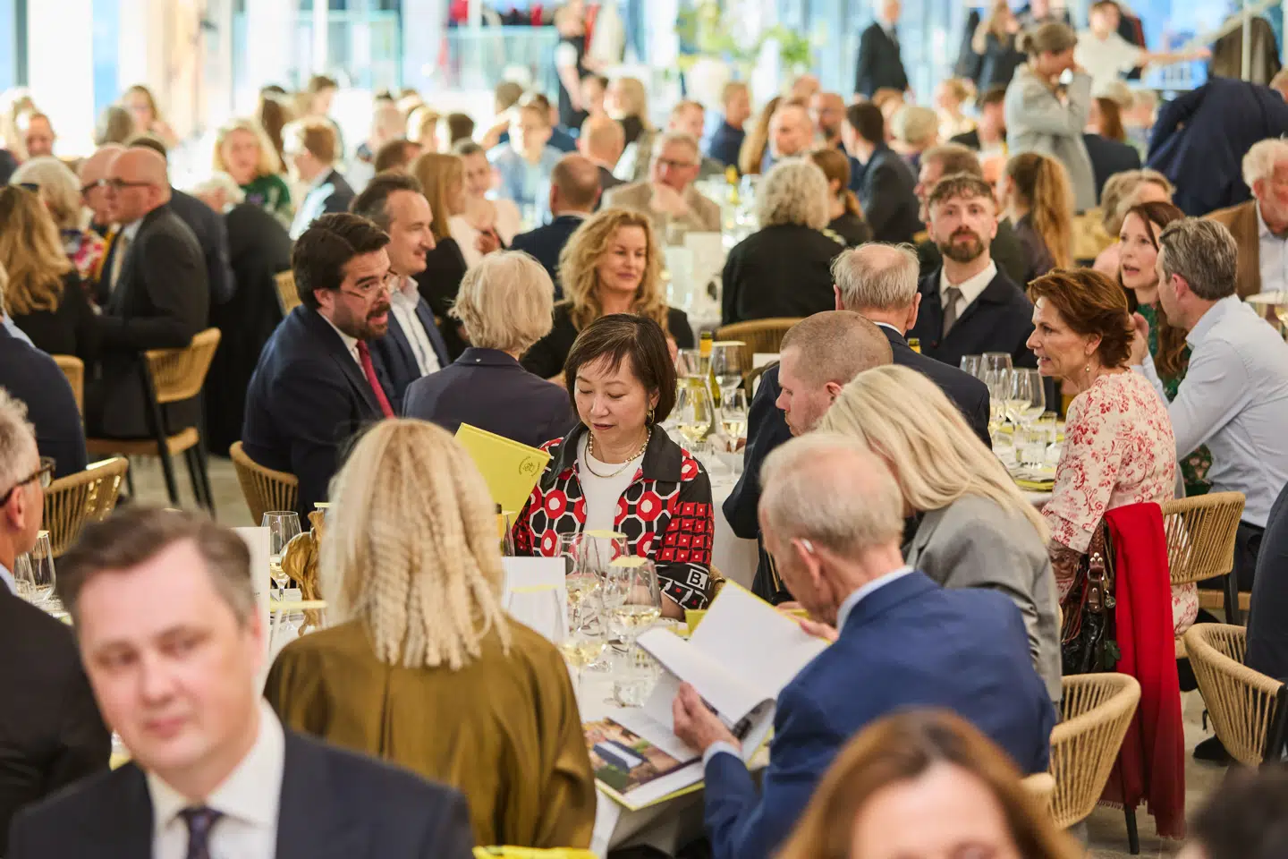 Prisoverrækkelsen foregik i Bruun Rasmussens lokaler i Kongens Lyngby.
