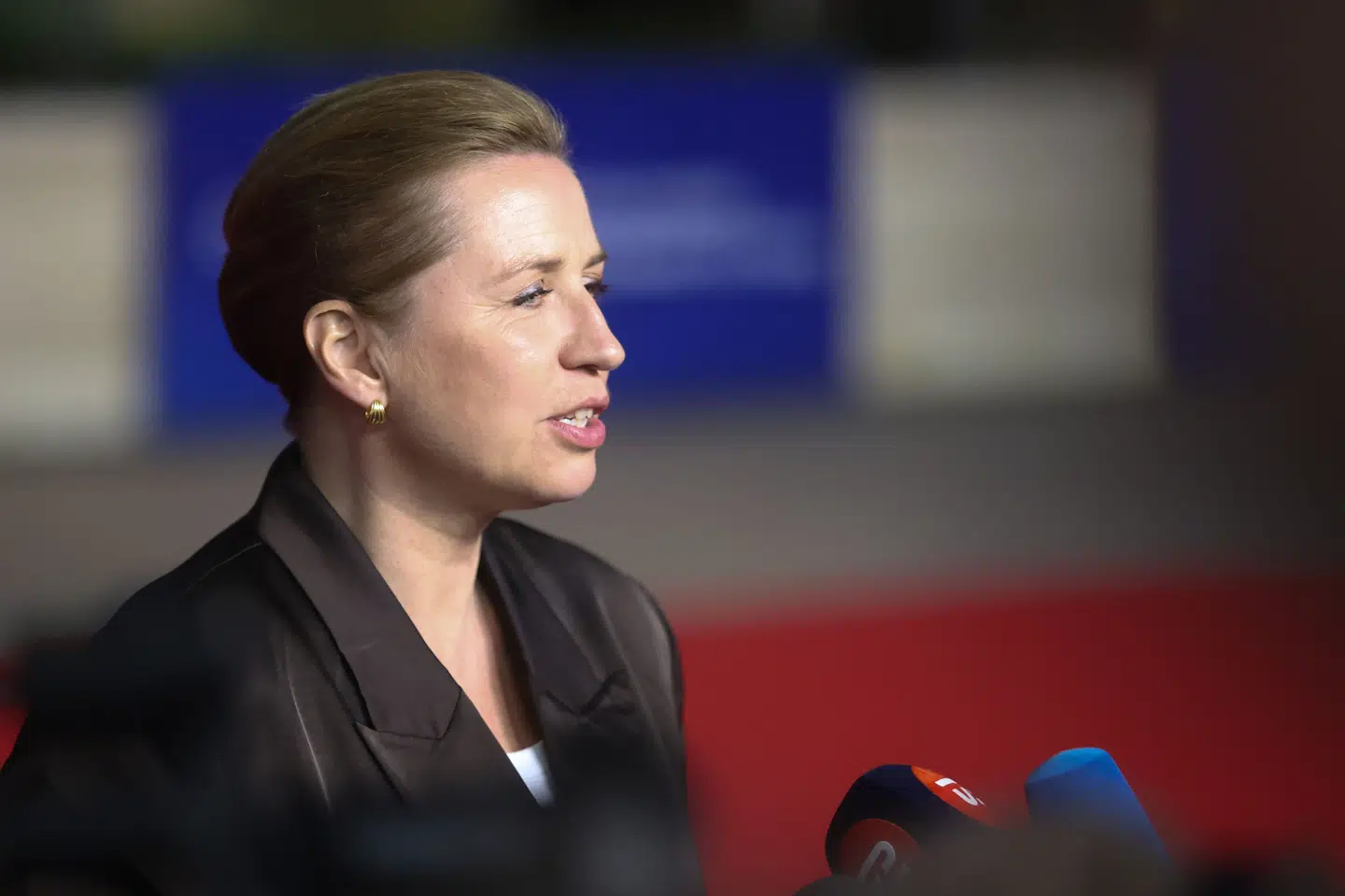 Fungerende statsminister Mette Frederiksen (S) regner med at tage weekenden i brug til nye forhandlinger. (Arkivfoto).