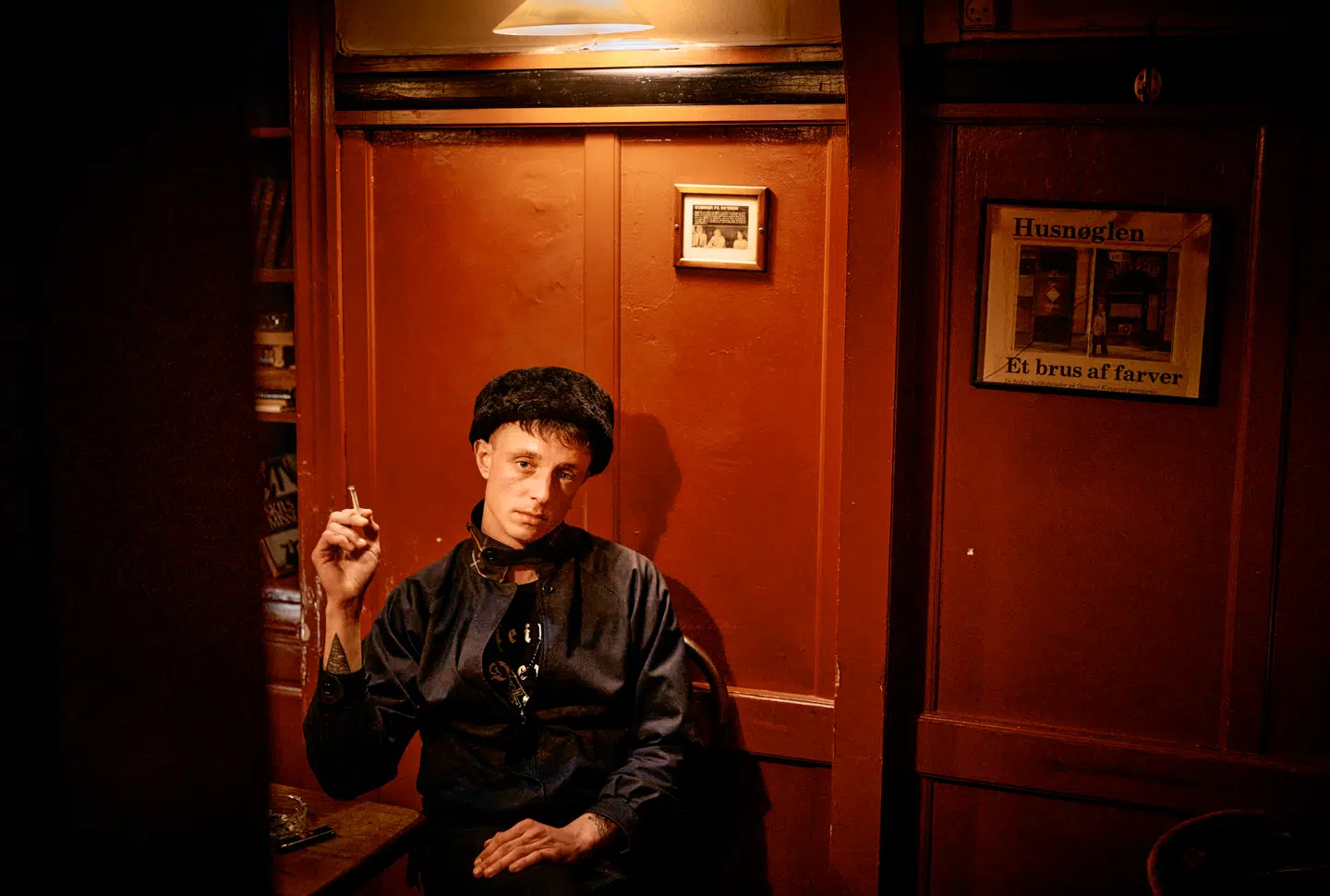 Frederik Lind Køppen er på vej med sin debutdigtsamling. Allerede inden udgivelsen er blevet rost og dadlet for at repræsenterer en påstået ny bevægelse af højreorienterede digter.