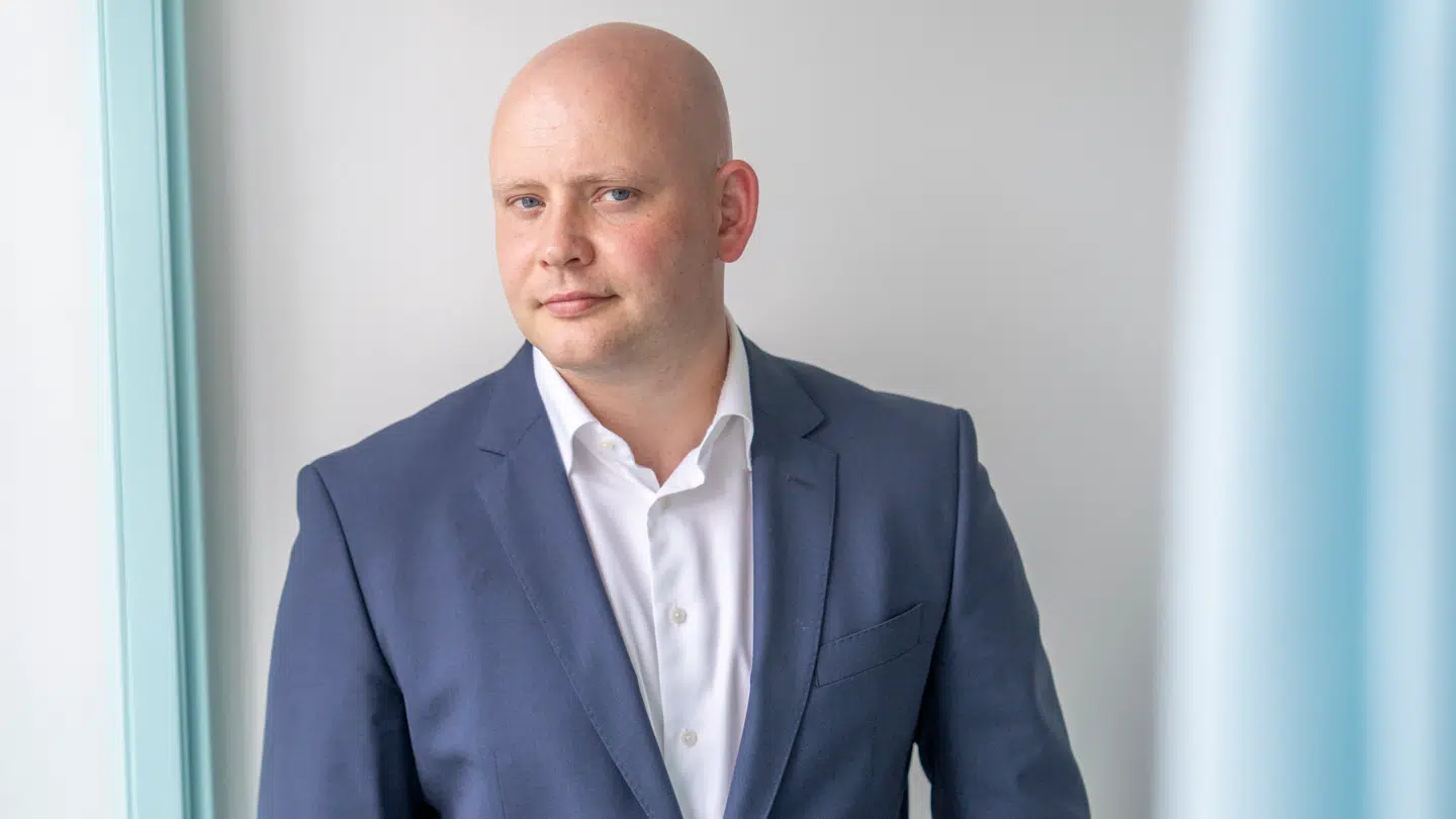 Kulturminister Jakob-Engel Schmidt (M).