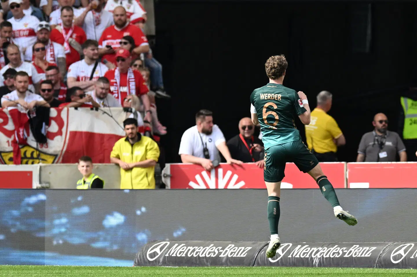 Jens Stage kunne juble efter sit 1-0-mål for Werder Bremen, der endte med at spille uafgjort mod Stuttgart.