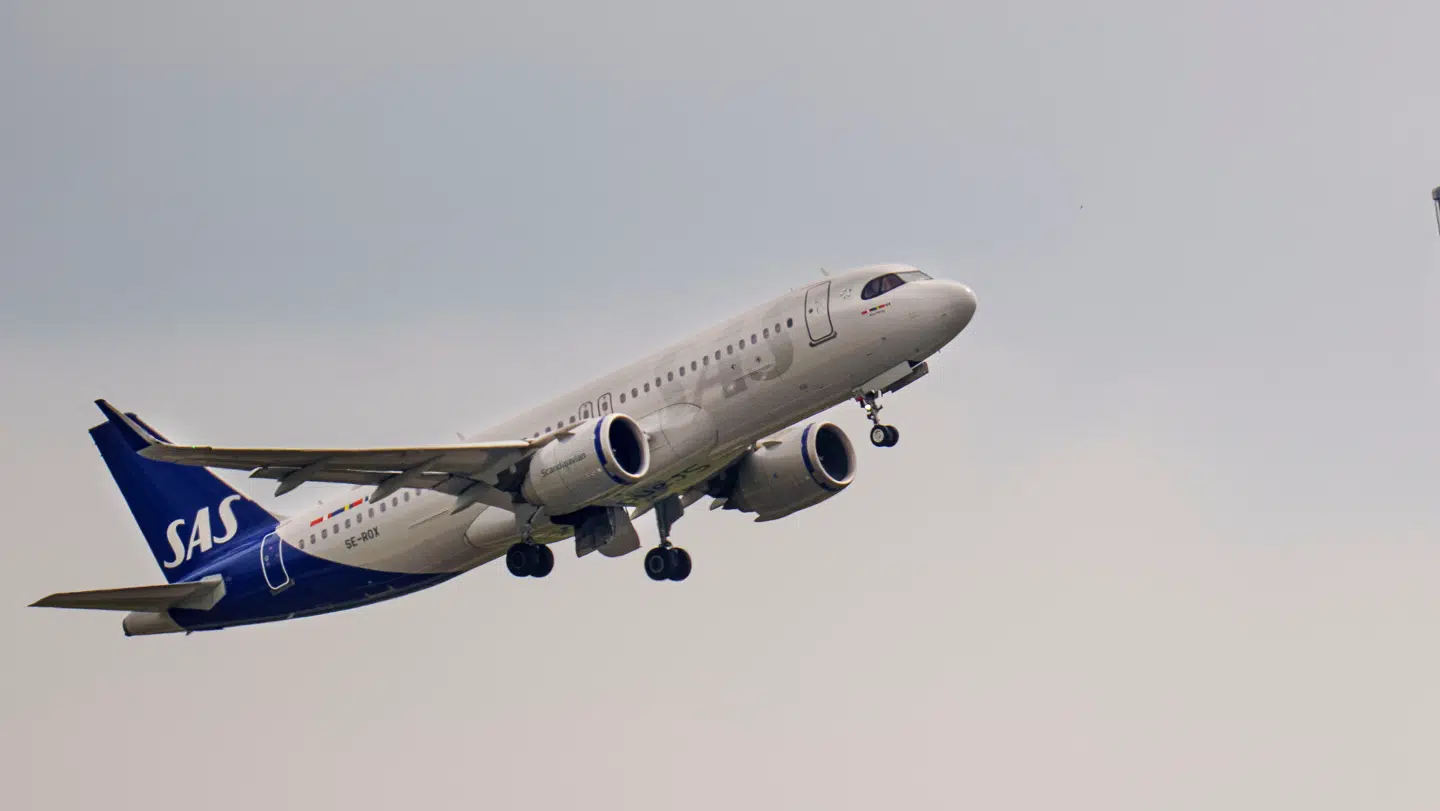 Ingen kom til skade under sikkerhedslandingen.