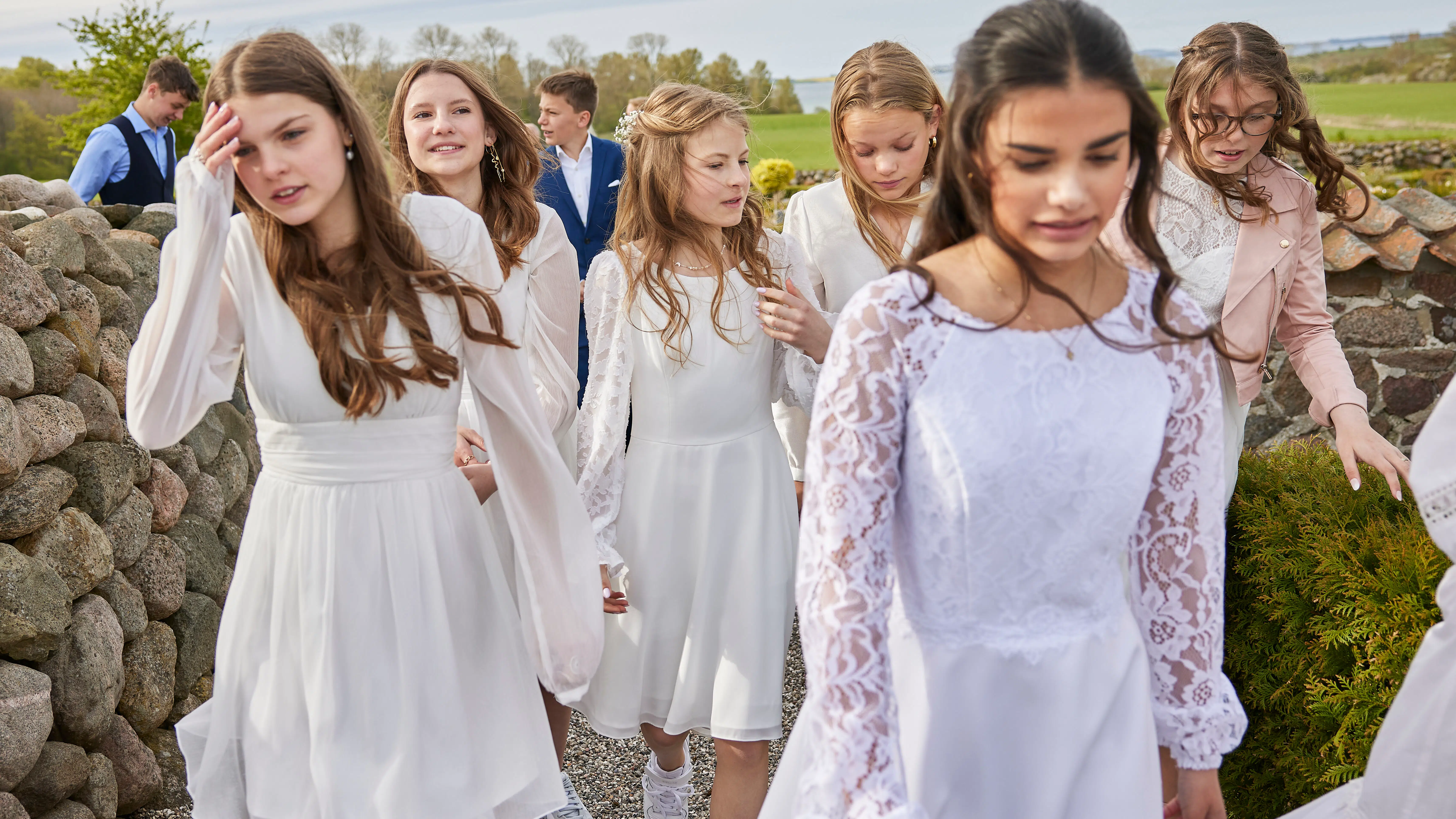 Optager lån til gaver: Slår konfirmationsalarm i Norge