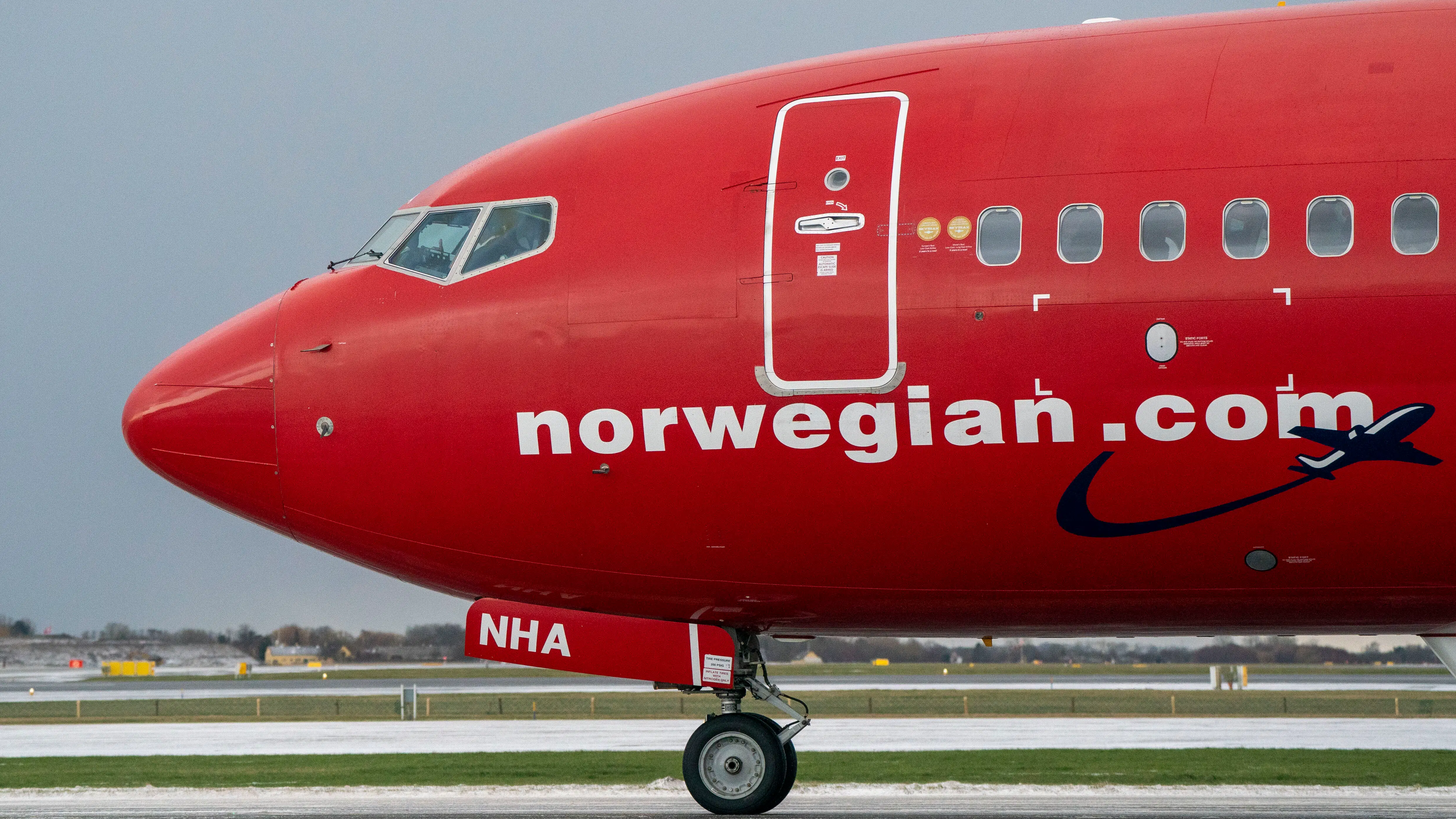 Fik tekniske problemer i Sverige: To fly tvunget til at lande