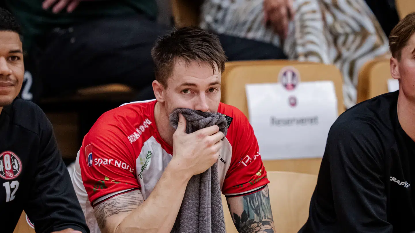 HØJ Elites Michael Damgaard er en af flere stjerner, man har hevet hjem fra udlandet. Uden succes indtil videre.