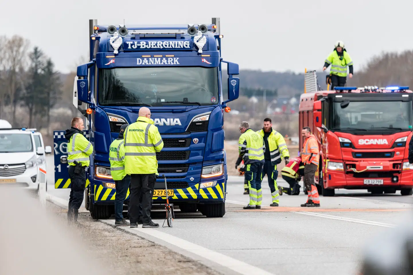 Oprydning efter endnu et frontalsammenstød på Hillerødmotorvejens forlængelse i april i år.