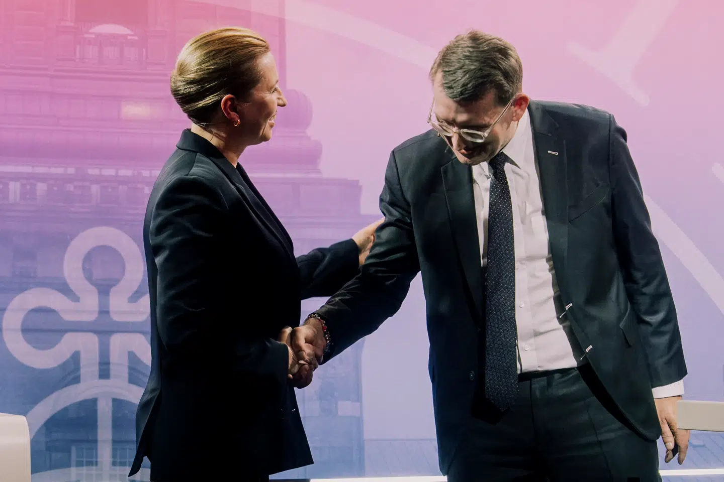 Der skal klinkes nogle skår mellem Mette Frederiksen (S) og Troels Lund Poulsen (V). Uanset hvem der ender i regering, skal de to arbejde tæt sammen i de kommende år.