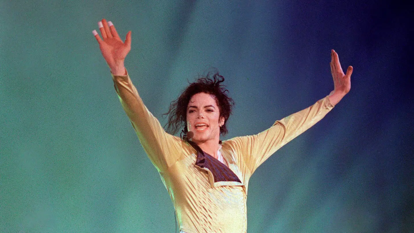 Tusindvis af mennesker over hele kloden har tilsyneladende glæder sig til at se den nye film om Michael Jackson.