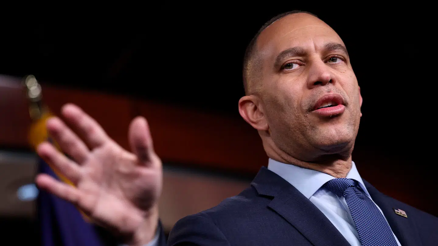 Hakeem Jeffries gav igen.