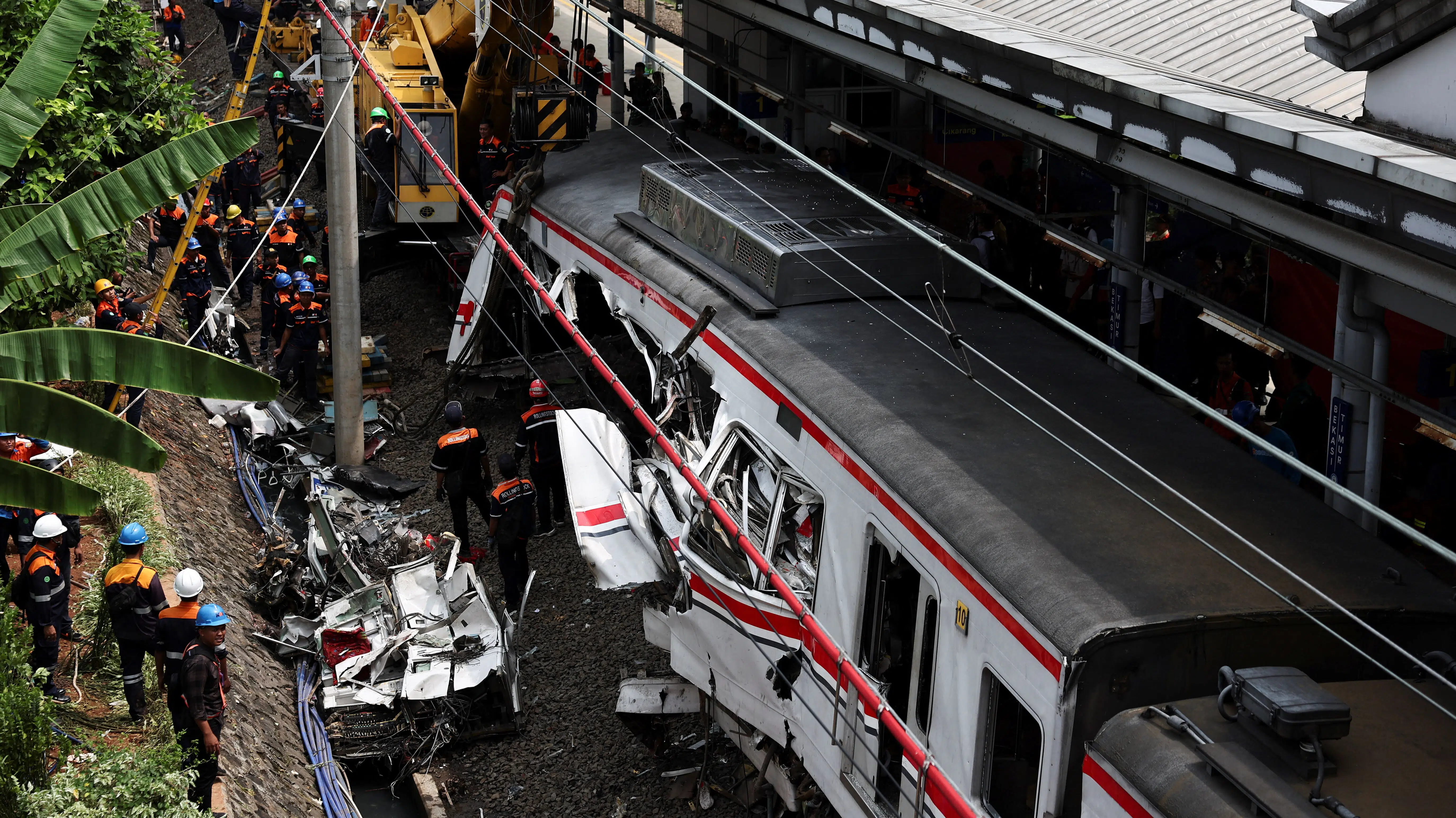 14 personer døde efter togulykke i Indonesien
