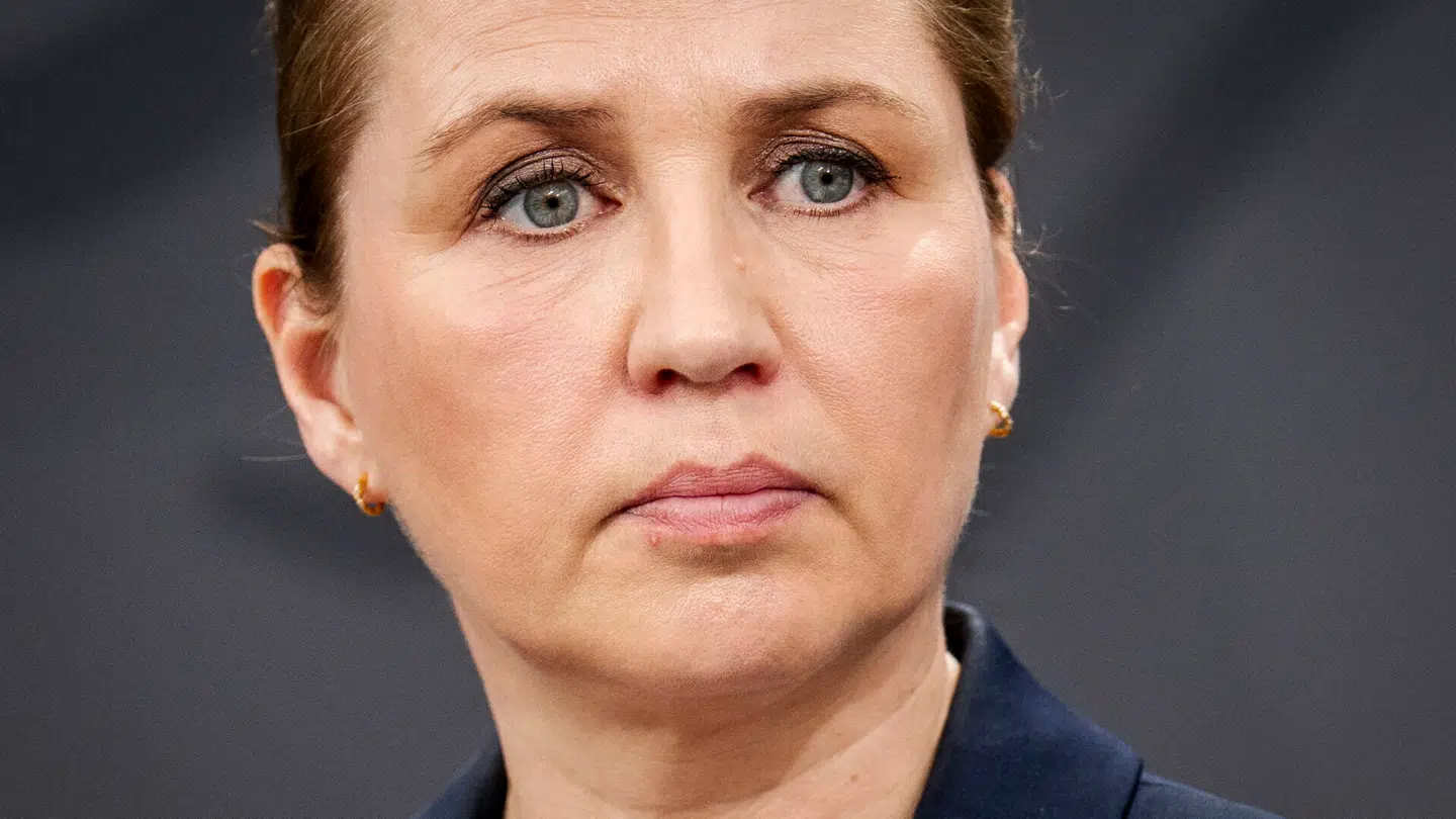 Mette Frederiksen har en skjult bagtanke med at få SF i regering, siger Joachim B. Olsen.