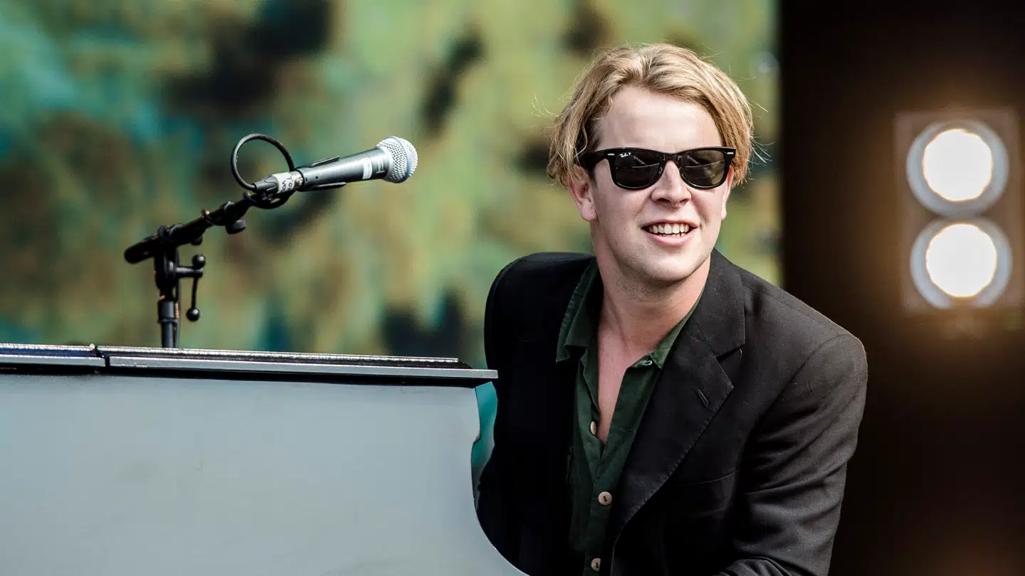 Tom Odell har set sig nødsaget til at blive væk fra Smukfest af personlige årsager.