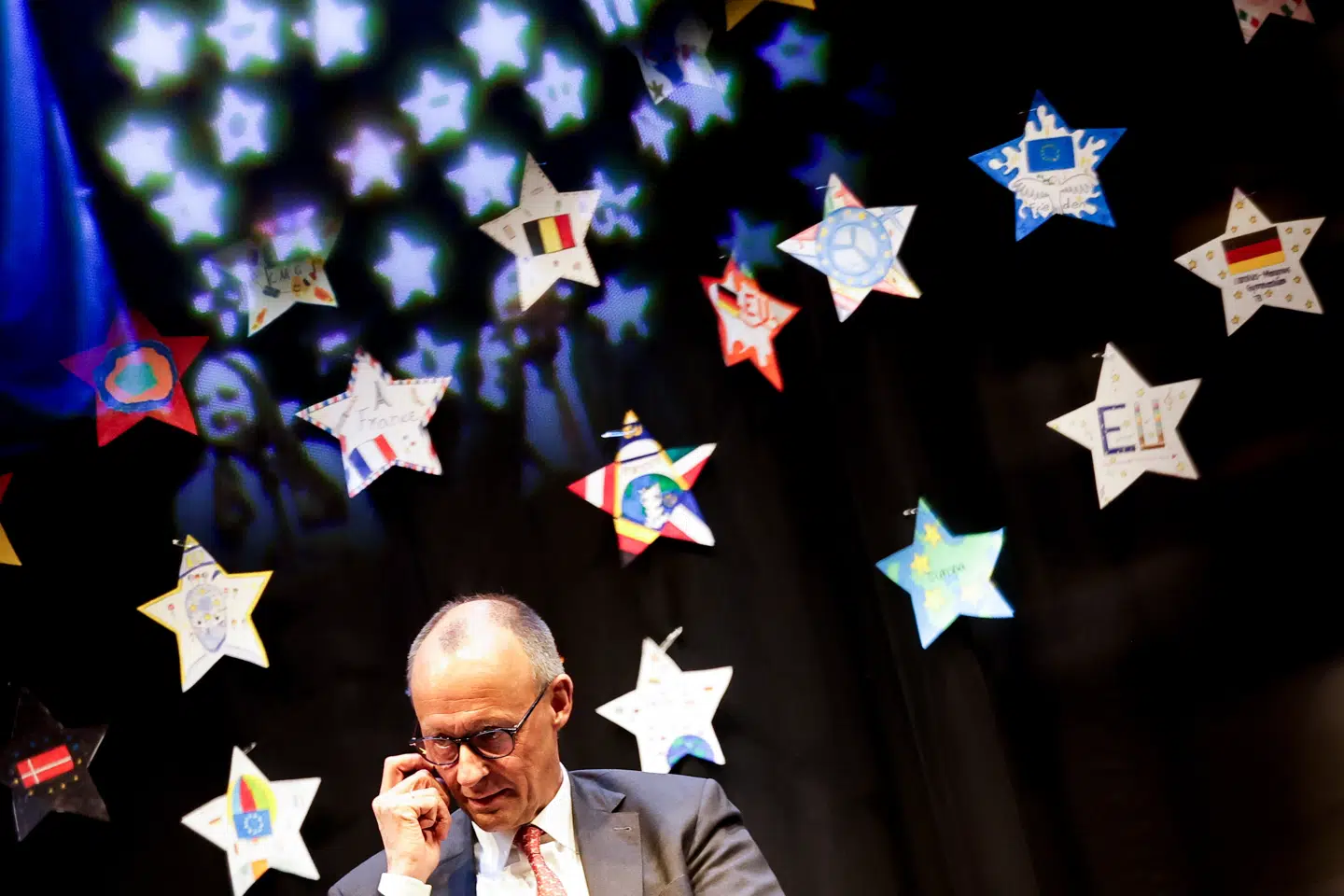 Det var på et gymnasium i Marburg mandag, at den tyske kansler Friedrich Merz, sagde hvad han mente om USAs krig i Iran.