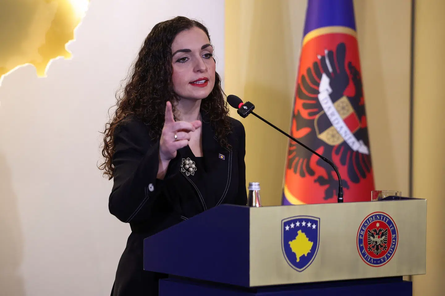 Kosovos parlament kan ikke blive enige om, hvem der skal afløse Vjosa Osmani, der ses på billedet, som præsident. (Arkivfoto).