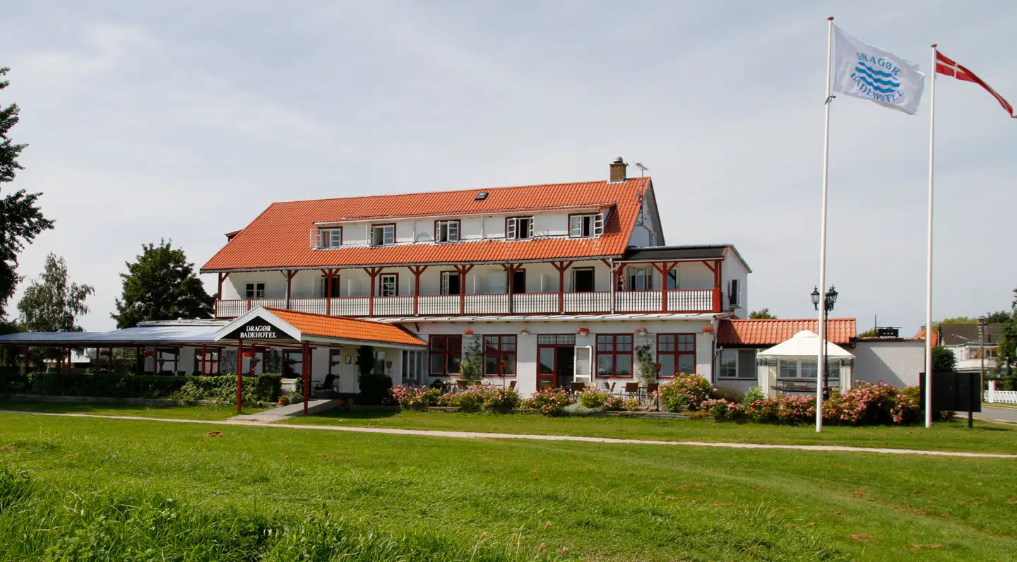 Sådan så badehotellet ud i 2012. Lige nu er det under ombygning.