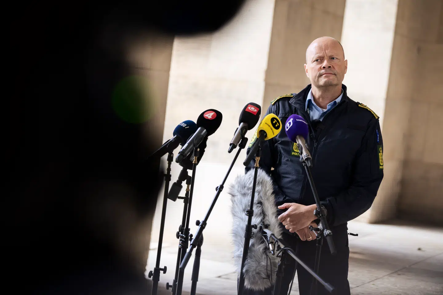 »Det var jo på baggrund af de meldinger, vi fik – de observationer, vi fik ude fra lufthavnen,« siger ledende politiinspektør Jens Jespersen i dag om, hvorfor han pegede på en »kapabel aktør« bag hændelserne i dansk luftrum.