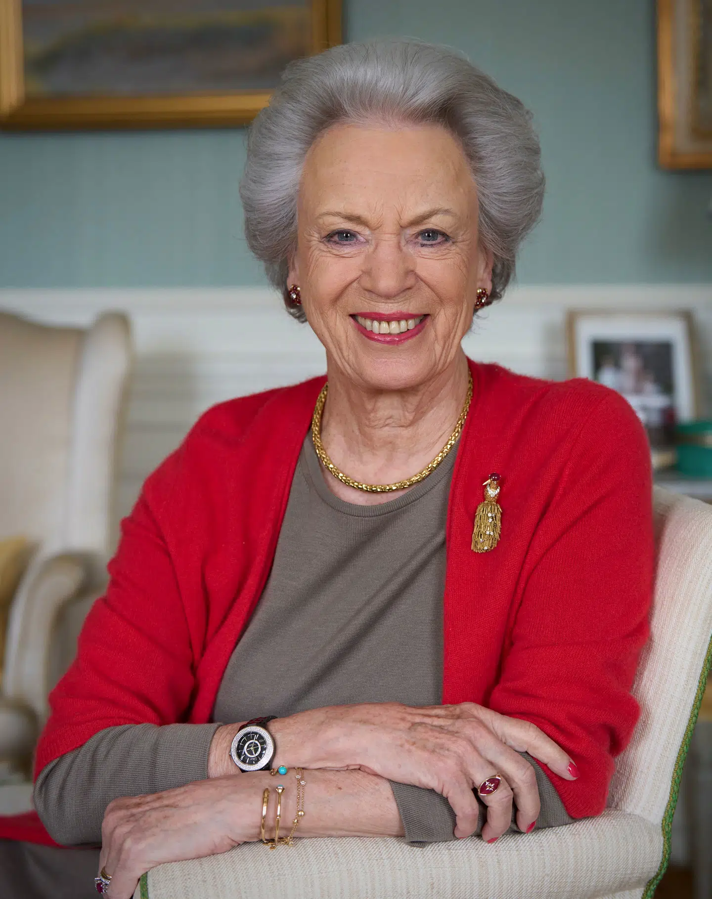 Kongehuset har onsdag delt dette billede af prinsesse Benedikte i anledningen af hendes 82 års fødselsdag – men to ting er værd at bemærke omkring billedet. Foto: Kongehuset