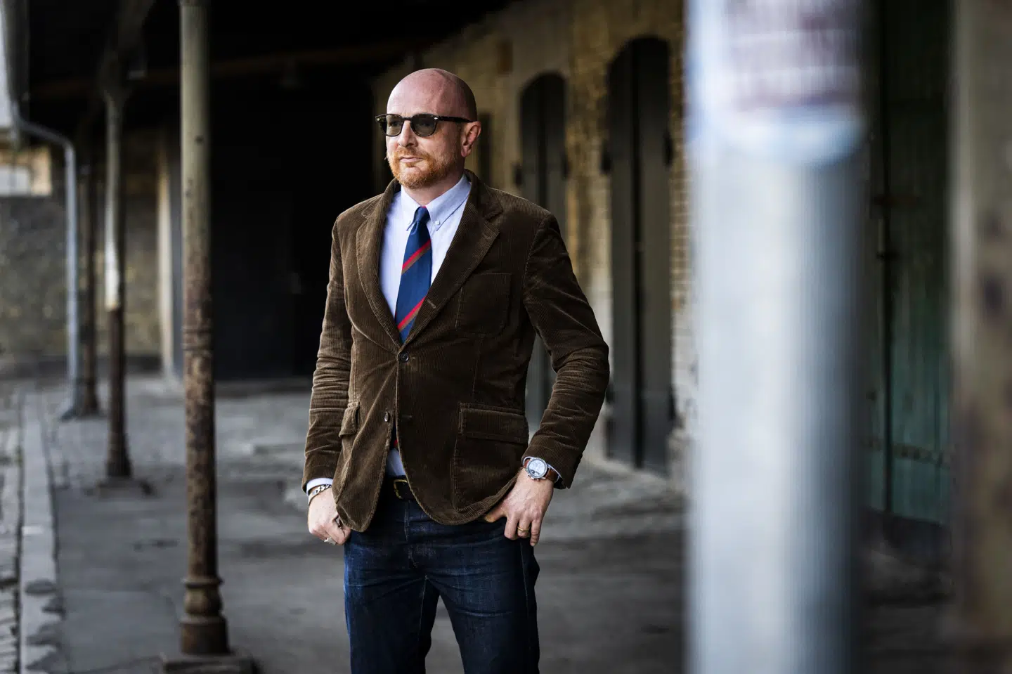 Chefredaktør Mads Brügger og to journalister fra mediet Frihedsbrevet er anklaget for at have brudt et navneforbud i forbindelse med en række artikler bragt i august og september 2022. (Arkivfoto).